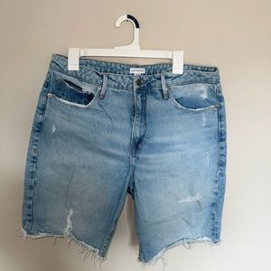 GOOD AMERICAN JEANS Bermuda Short Size 12/31